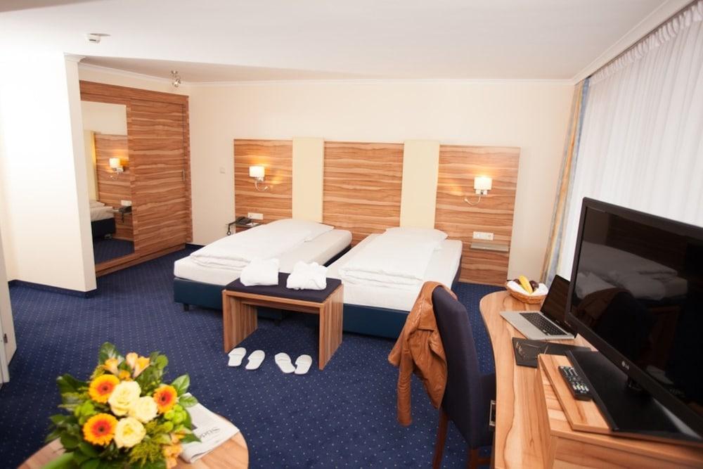 Hotel Vitalis By Amedia München Buitenkant foto